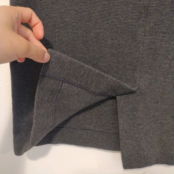 Banana Republic Factory - Pencil Skirt - Picture 9 of 12